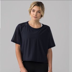 Lululemon- Lean In Short Sleeve